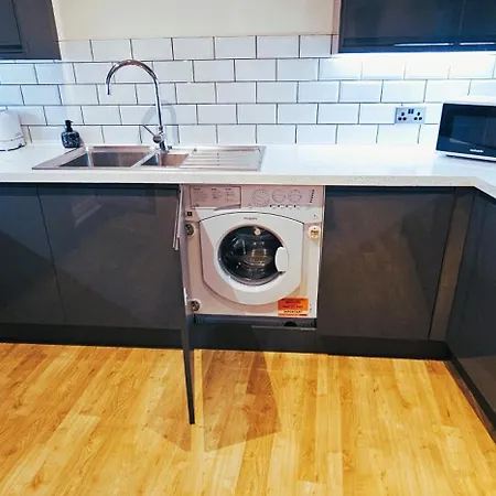 Modern 2 Bedrooms Apartment In Town Centre Ipswich Exterior photo